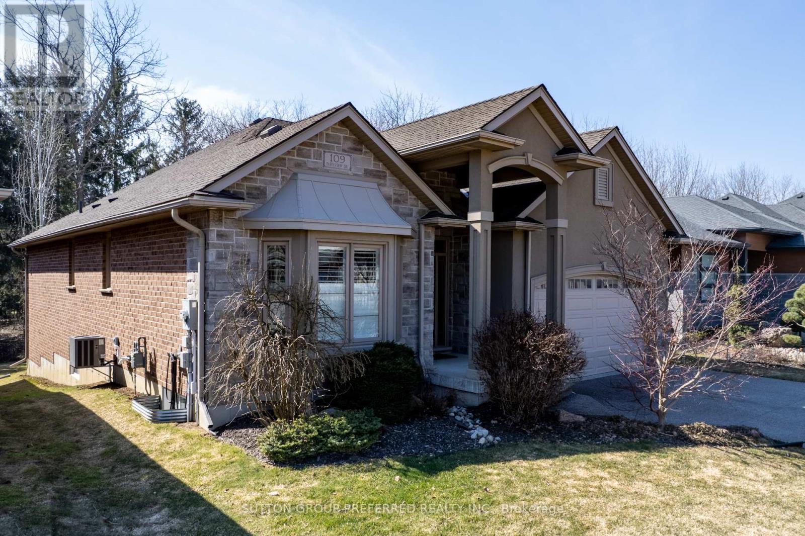 109 Parkview Drive Property Photo