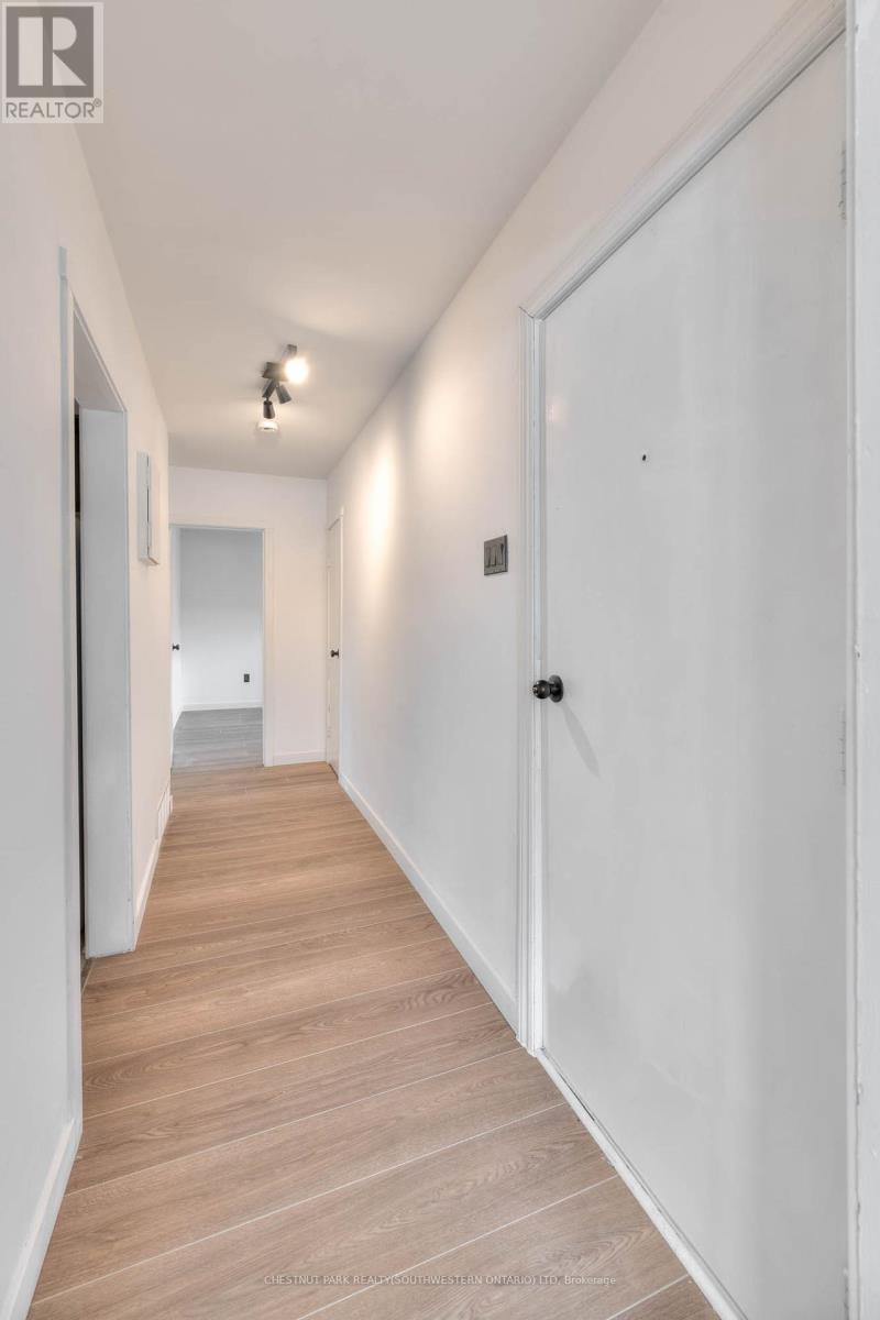 524 Krug Street Property Photo 8