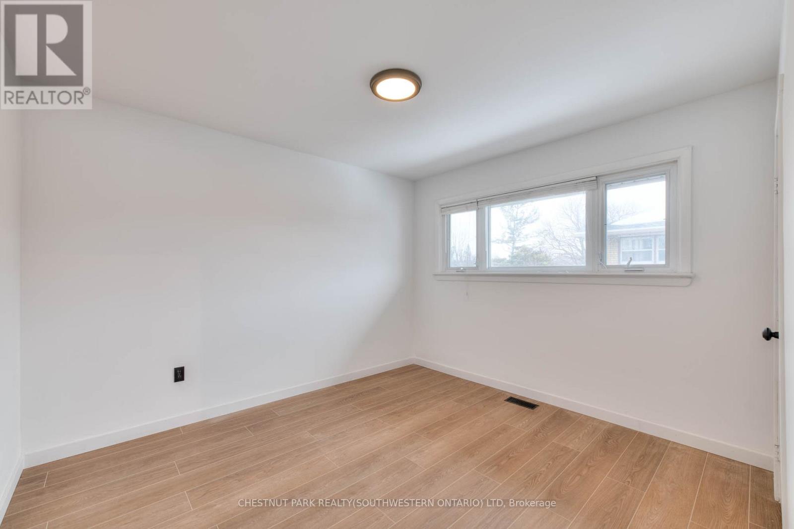 524 Krug Street Property Photo 13