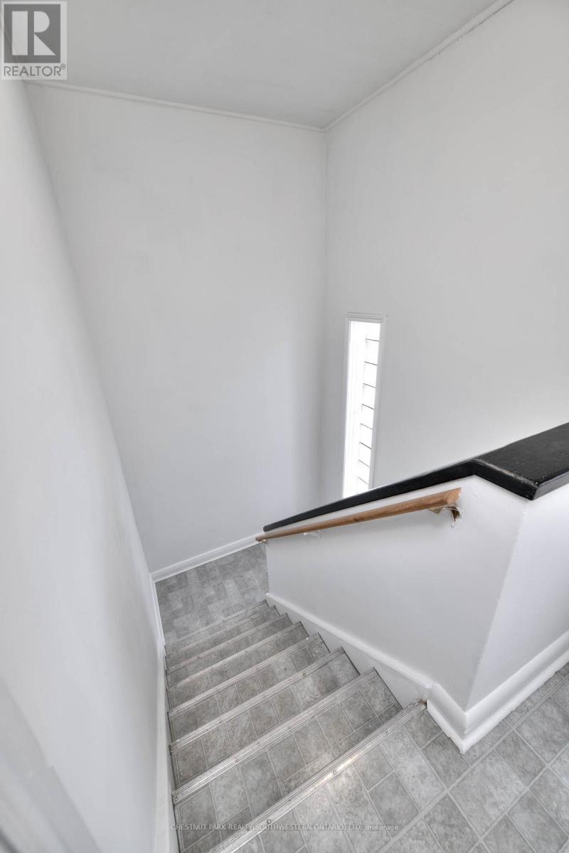 524 Krug Street Property Photo 17
