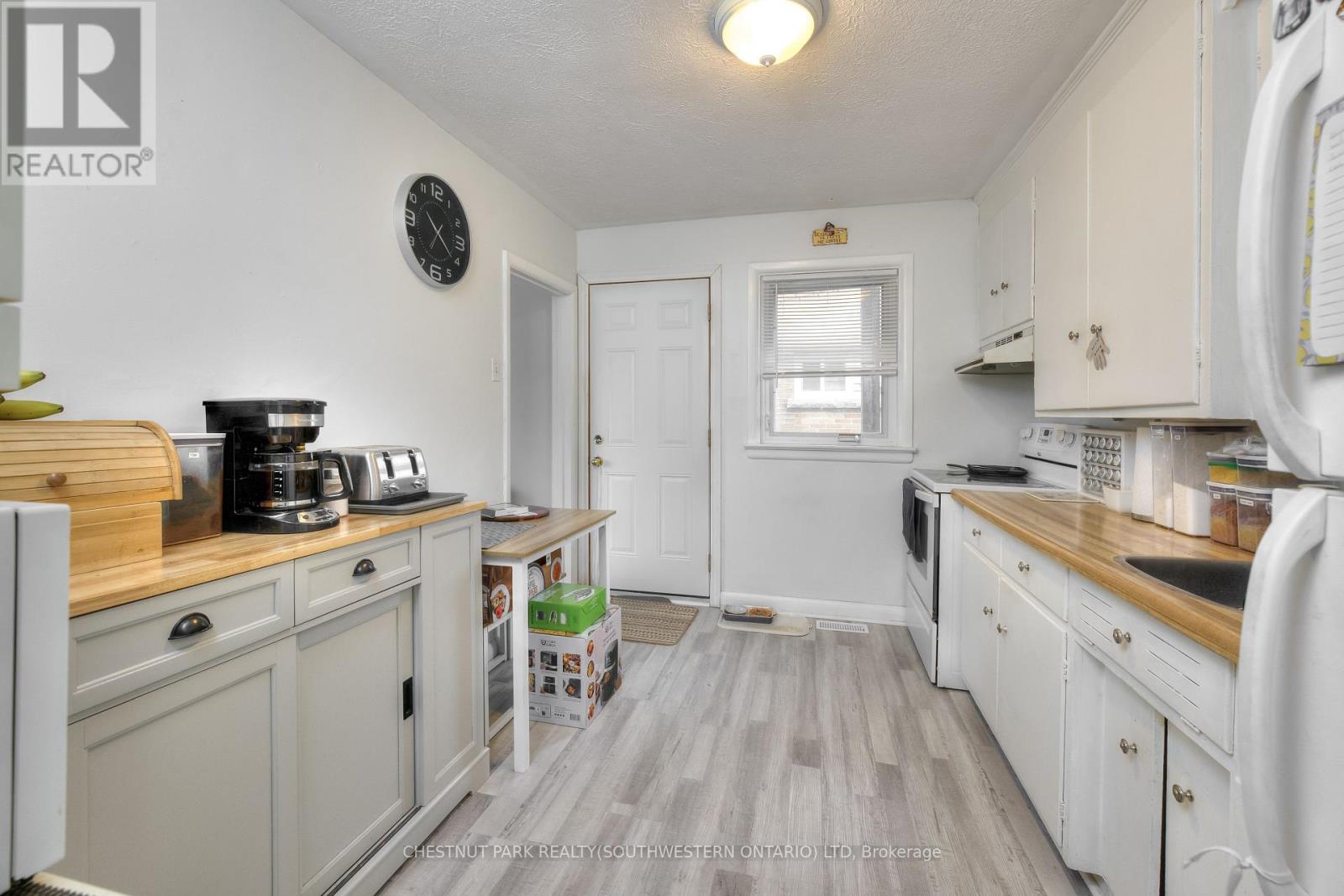 524 Krug Street Property Photo 22