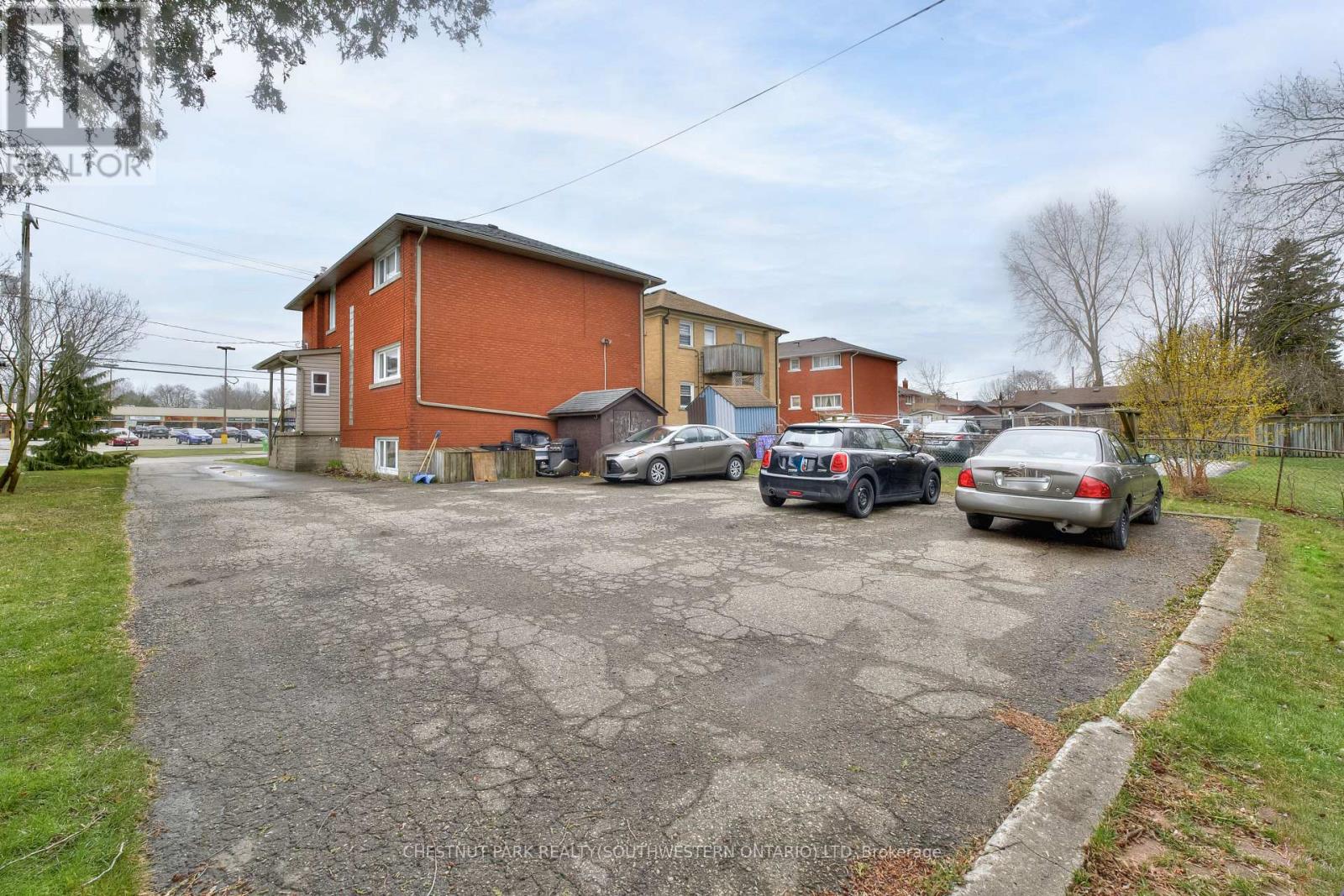 524 Krug Street Property Photo 37