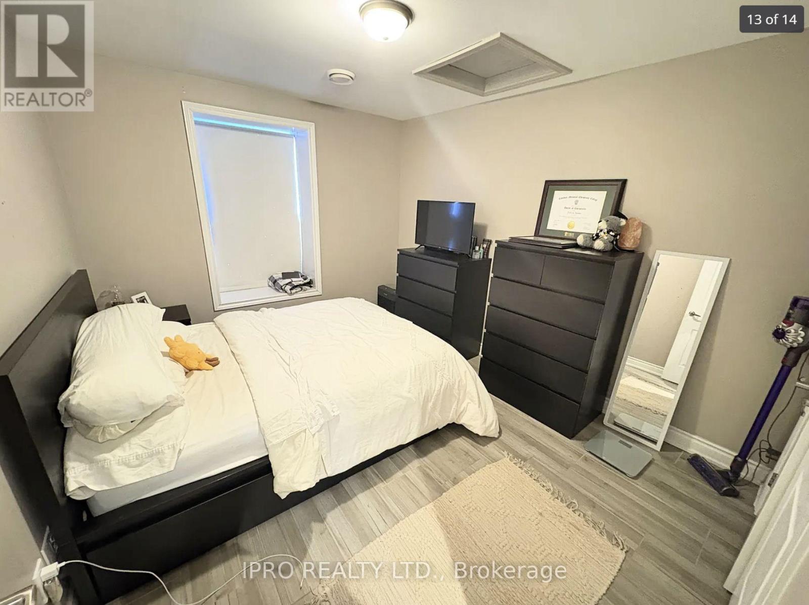 470 King Street W Property Photo 8
