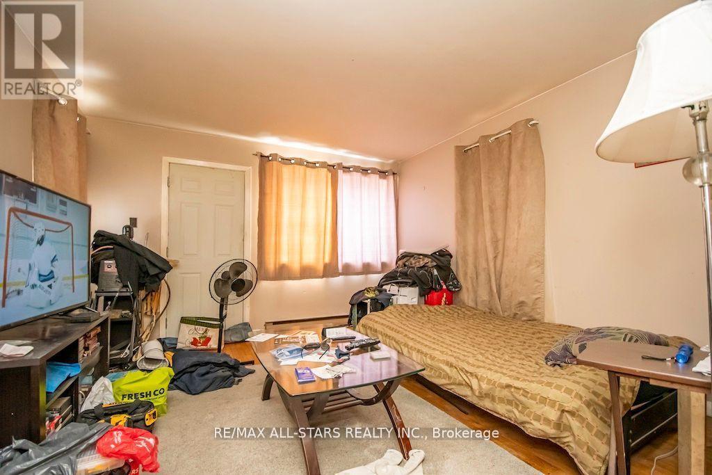 833 Crawford Dr Property Photo 11