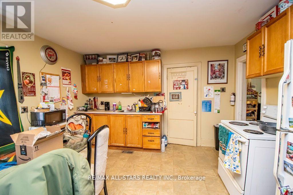 833 Crawford Dr Property Photo 13