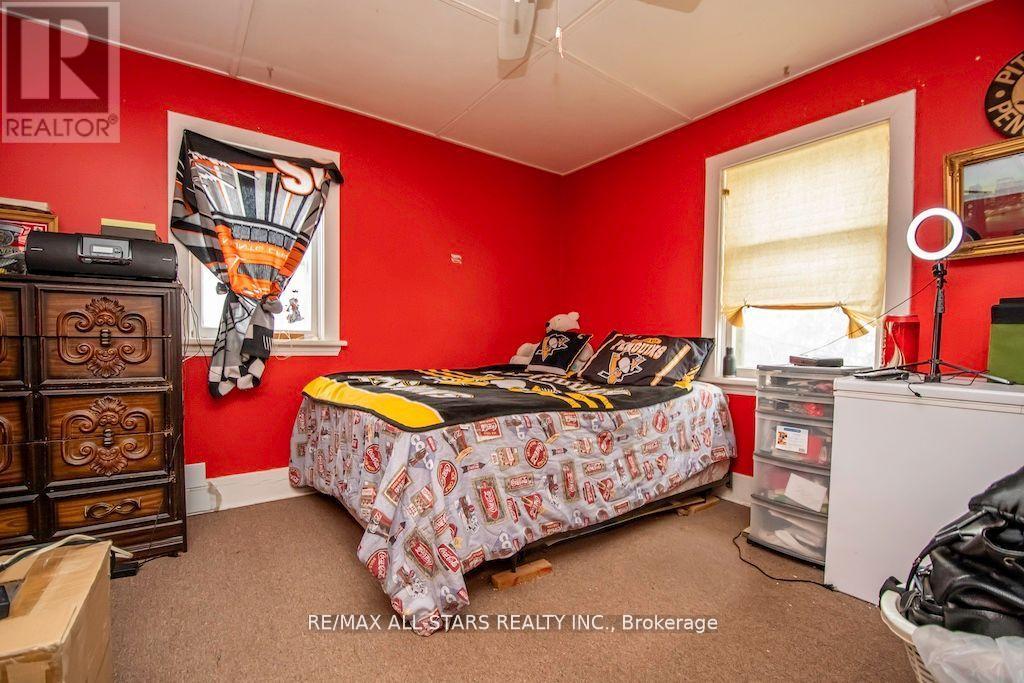 833 Crawford Dr Property Photo 15