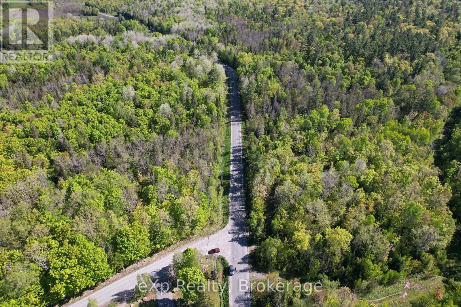 457 Centre Road Property Photo 1