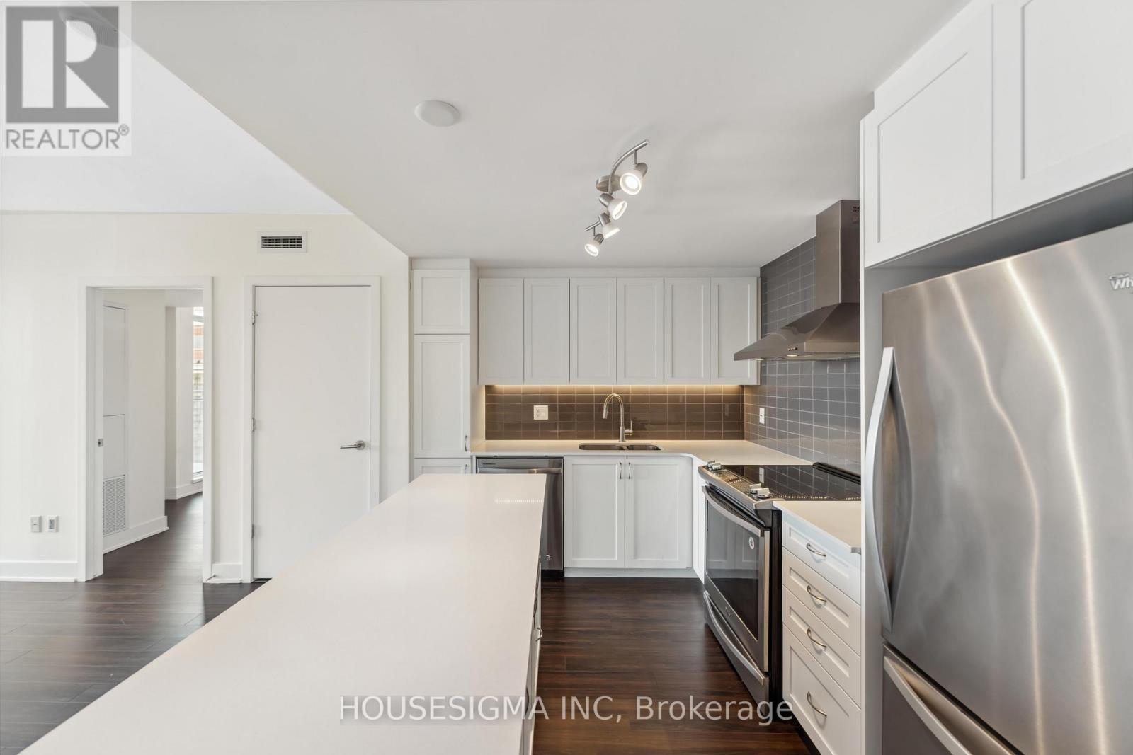 321 - 411 Mackay Street Property Photo 13