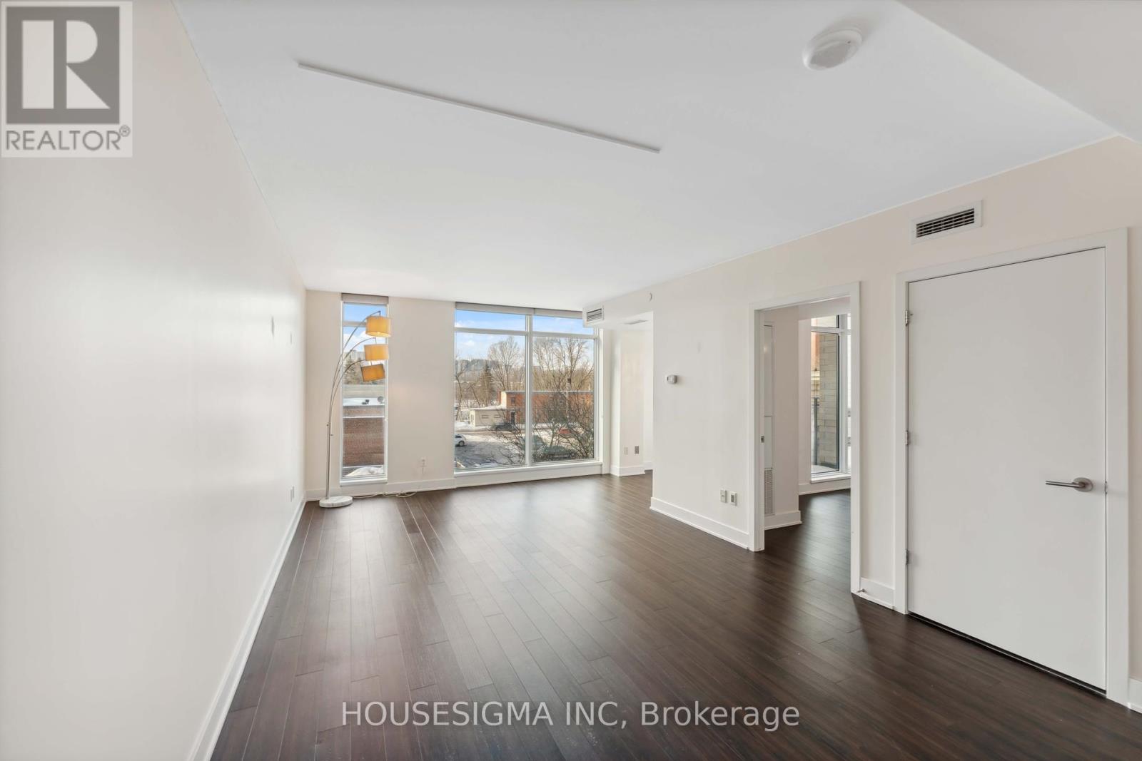 321 - 411 Mackay Street Property Photo 15