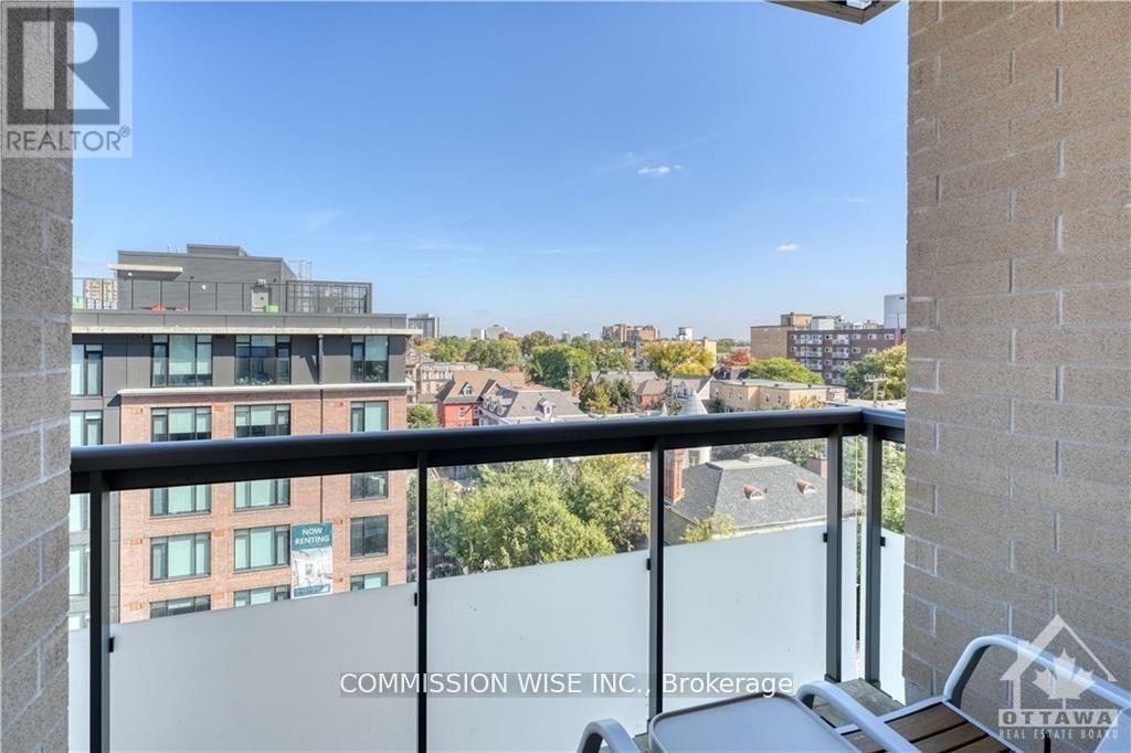 915 - 238 Besserer Street Property Photo 3