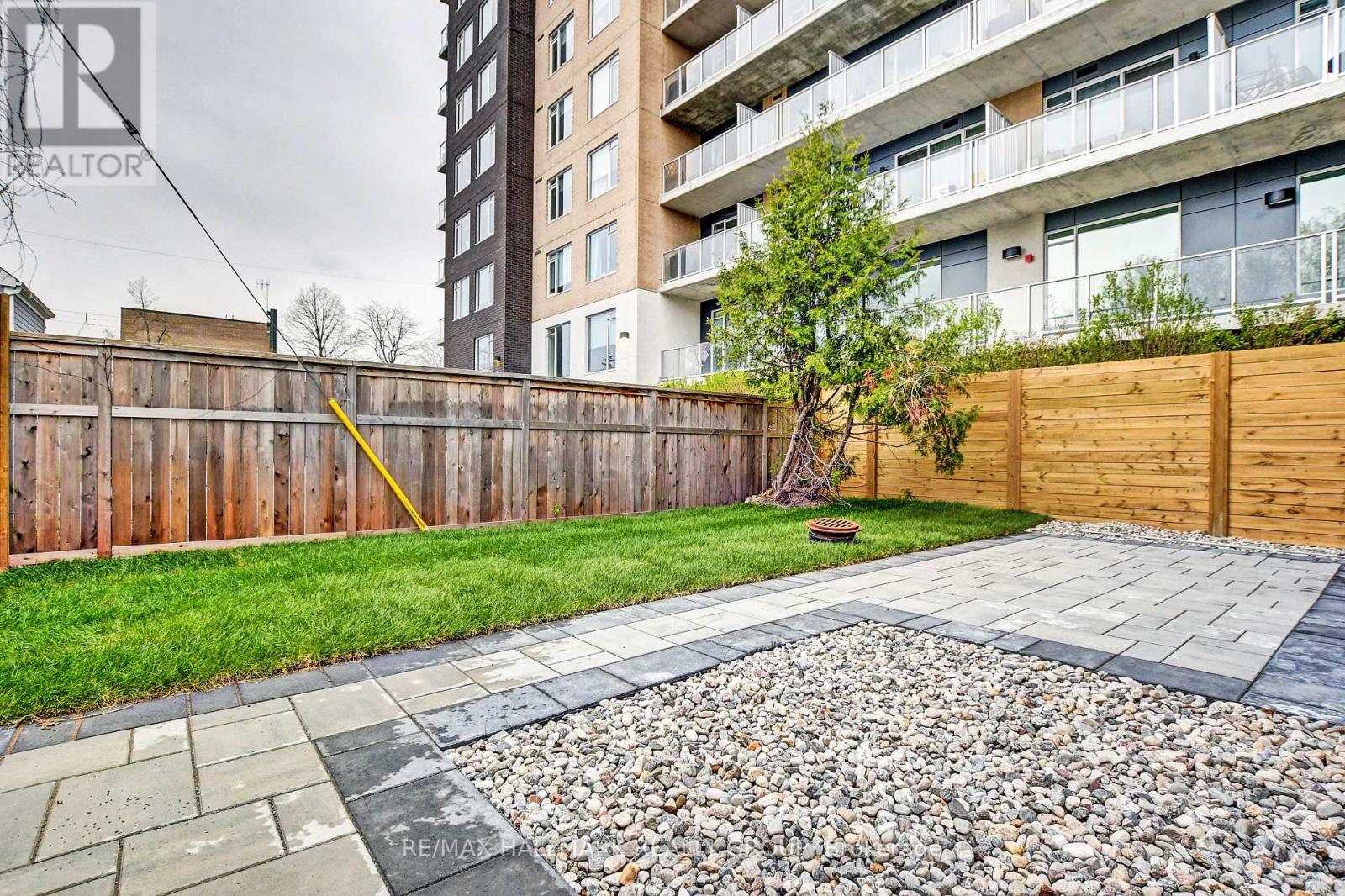 12 Jolliet Avenue Property Photo 4