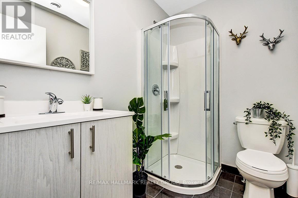 12 Jolliet Avenue Property Photo 18