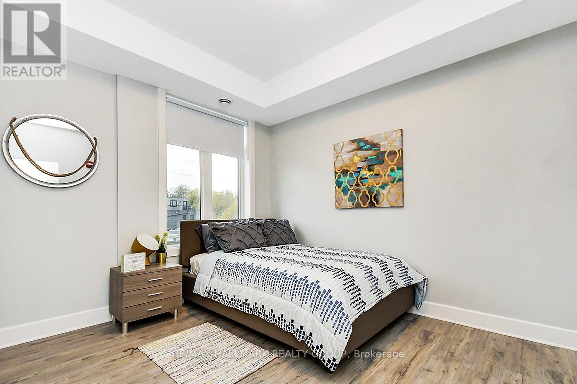 12 Jolliet Avenue Property Photo 30