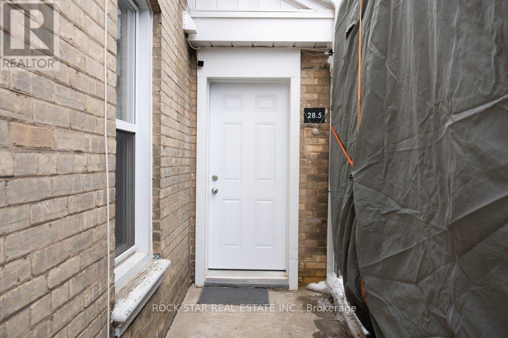 28 Ontario Street Property Photo 17