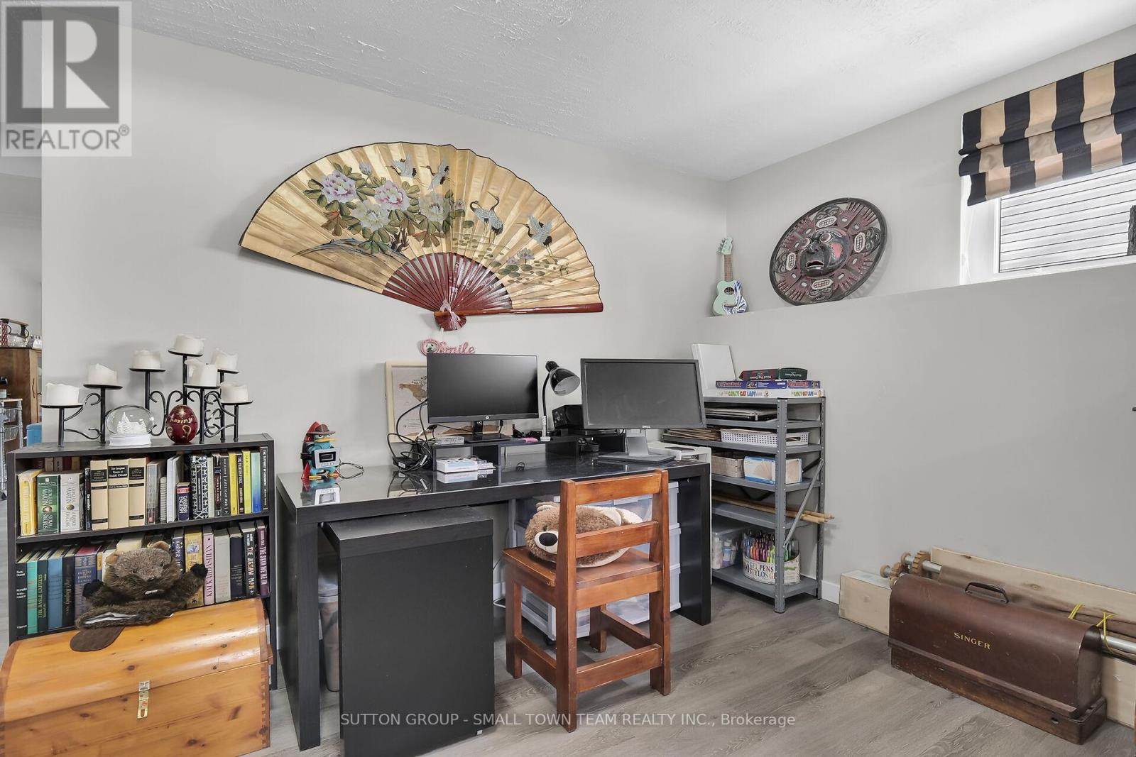 162 Roland Street Property Photo 37