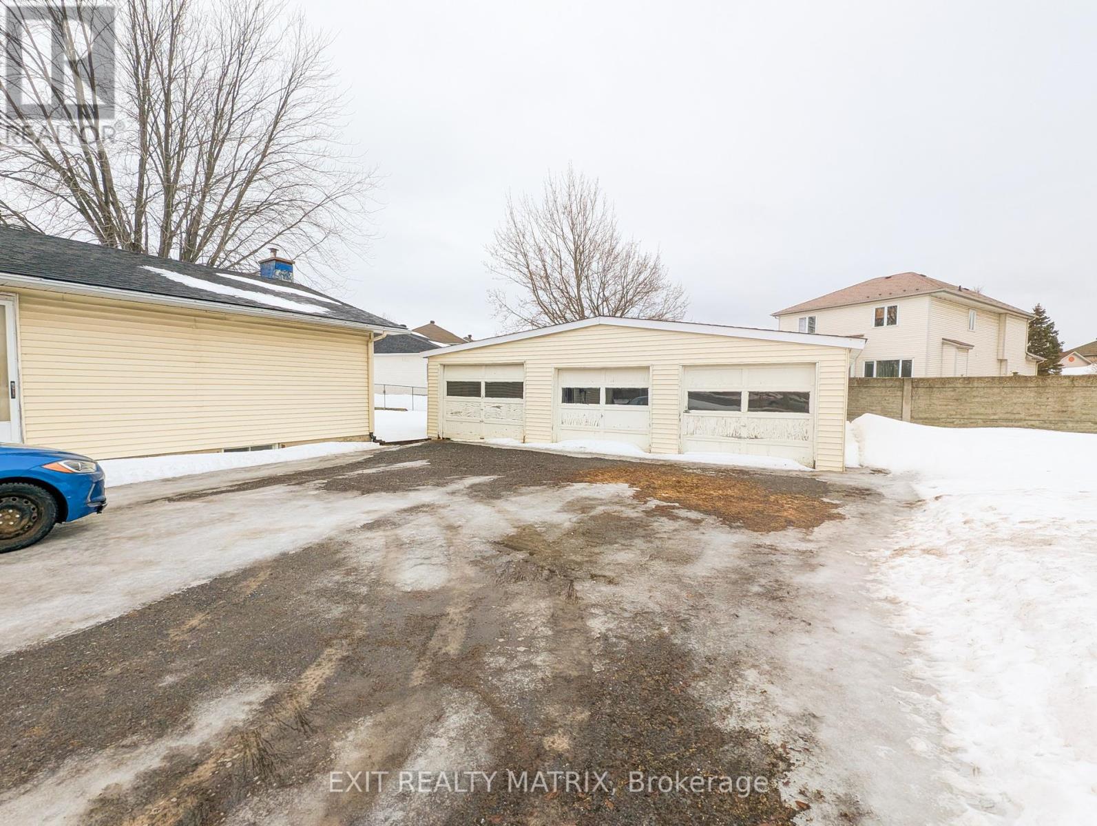 1632 Trim Road Property Photo 13
