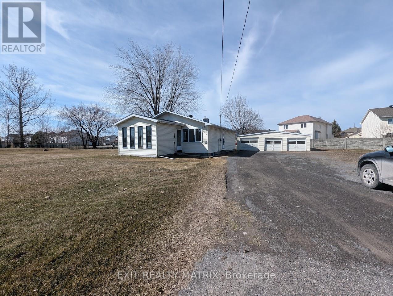 1632 TRIM ROAD Property Photo 1