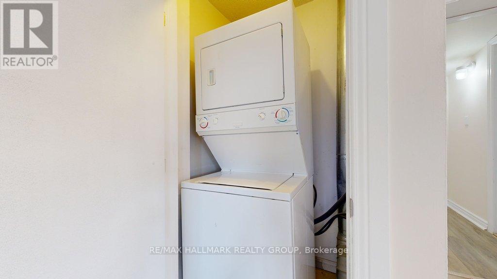 21 Elgin Street E Property Photo 13