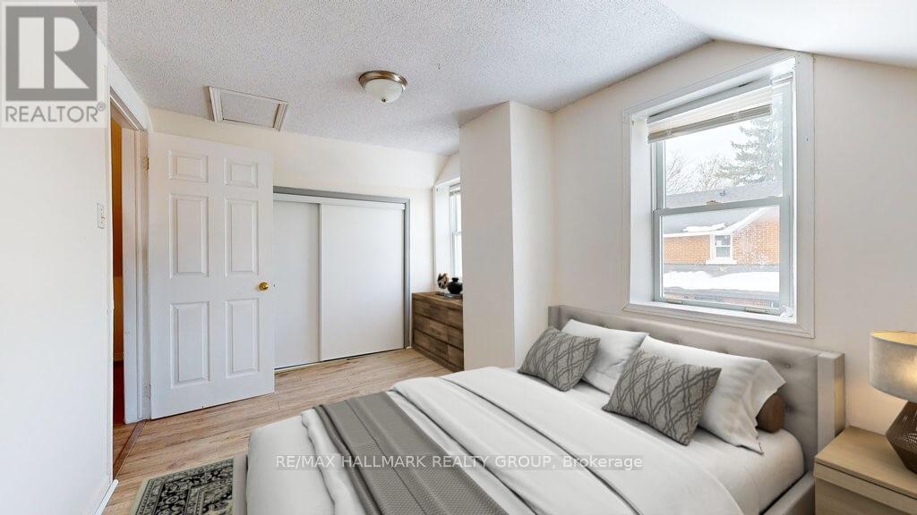 21 Elgin Street E Property Photo 14