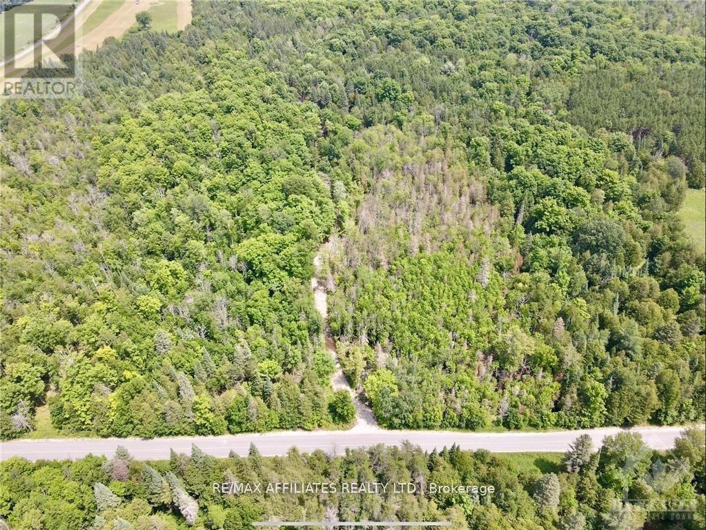 1375 Sheridan Rapids Road Property Photo 1