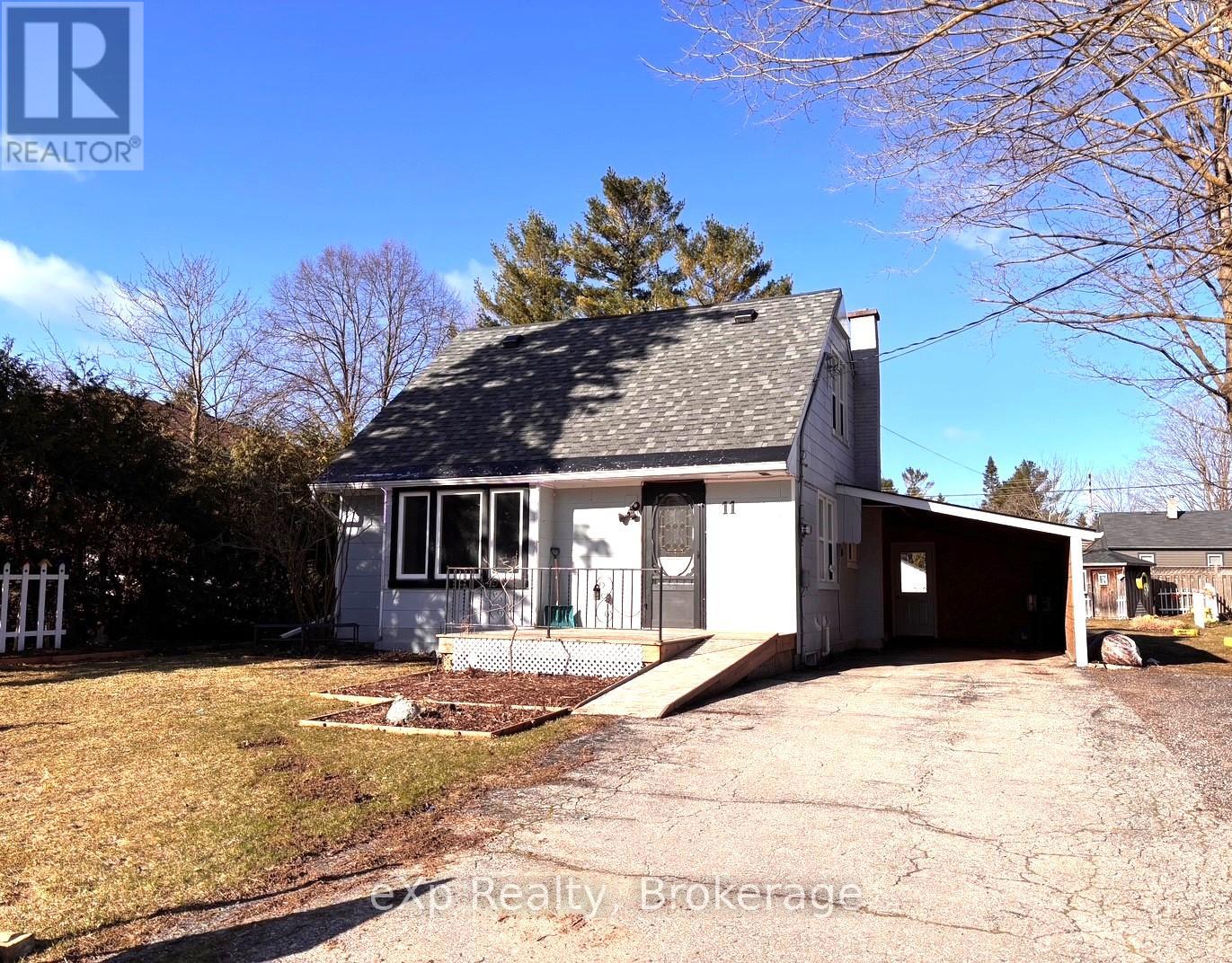11 Elizabeth Street Property Photo