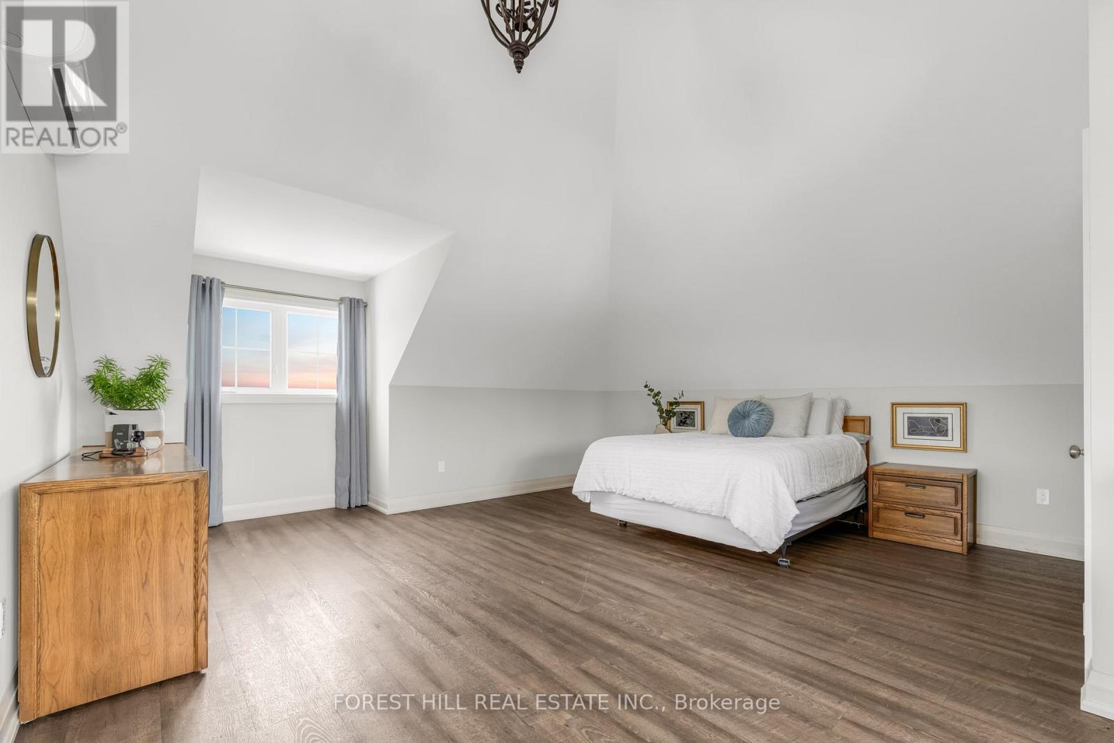 3756 Ninth Street Property Photo 10