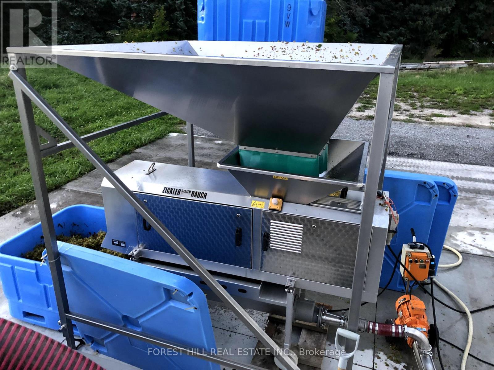 3756 Ninth Street Property Photo 29