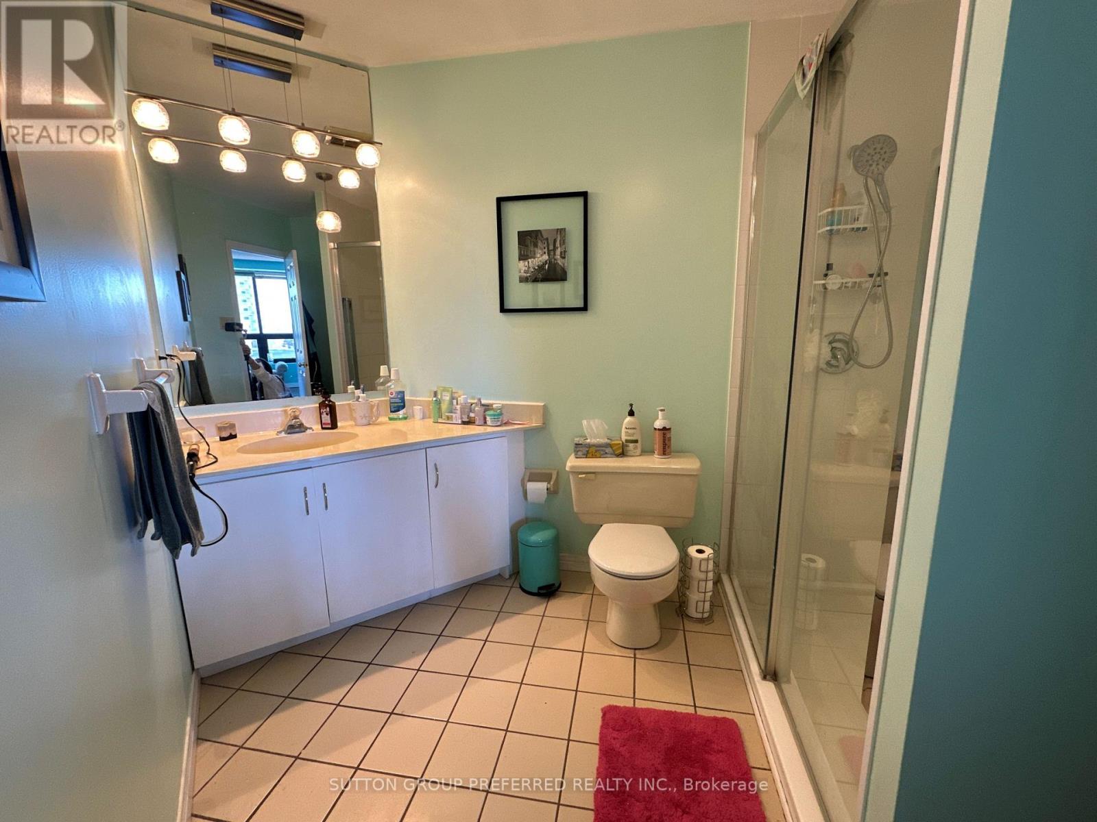 801 - 549 Ridout Street N Property Photo 20