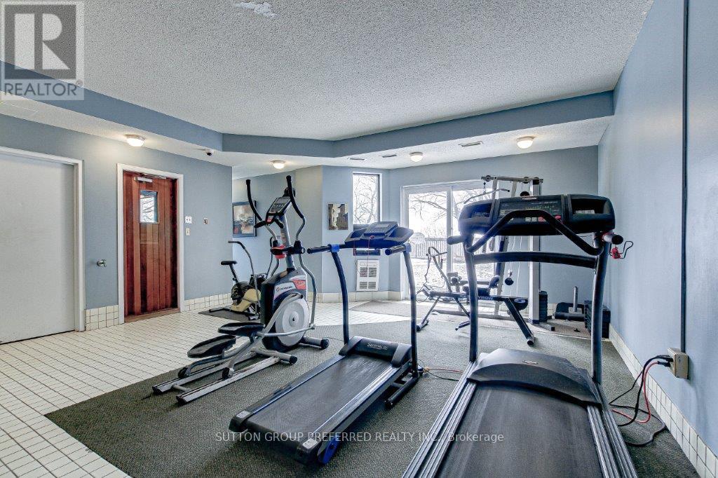 801 - 549 Ridout Street N Property Photo 21