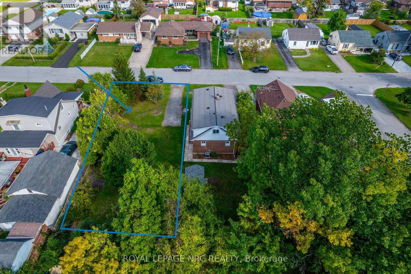 365 Bowen Road Property Photo 2