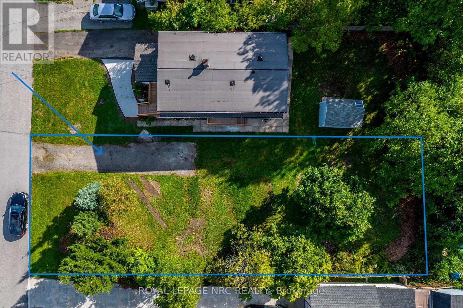 365 Bowen Road Property Photo 3