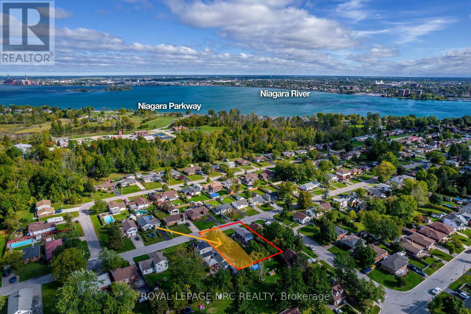 365 Bowen Road Property Photo 5