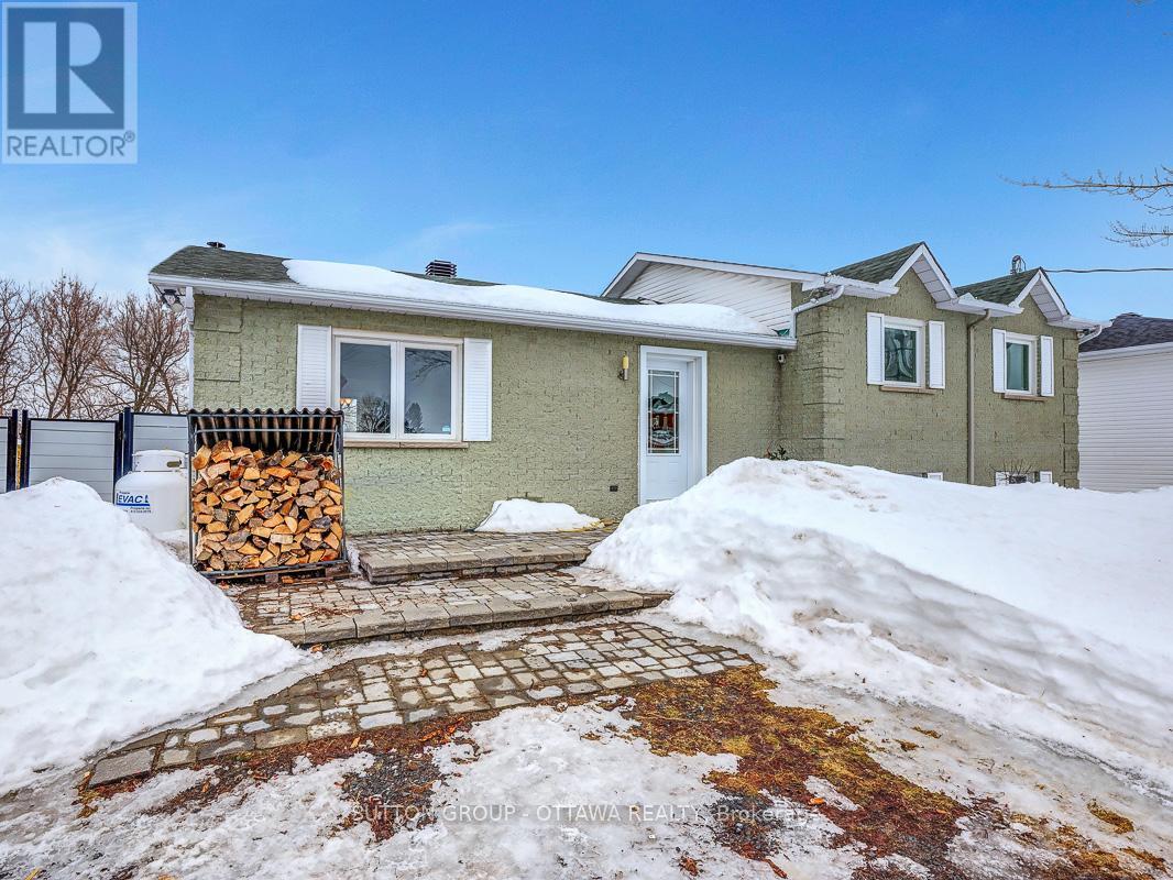 2469 Du Lac Road Property Photo 1