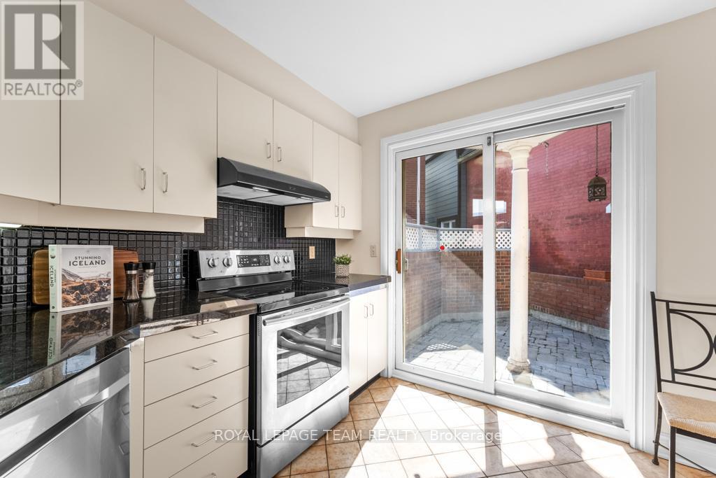 9 - 292 Laurier Avenue Property Photo 11