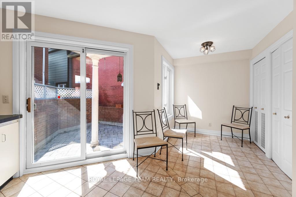 9 - 292 Laurier Avenue Property Photo 12