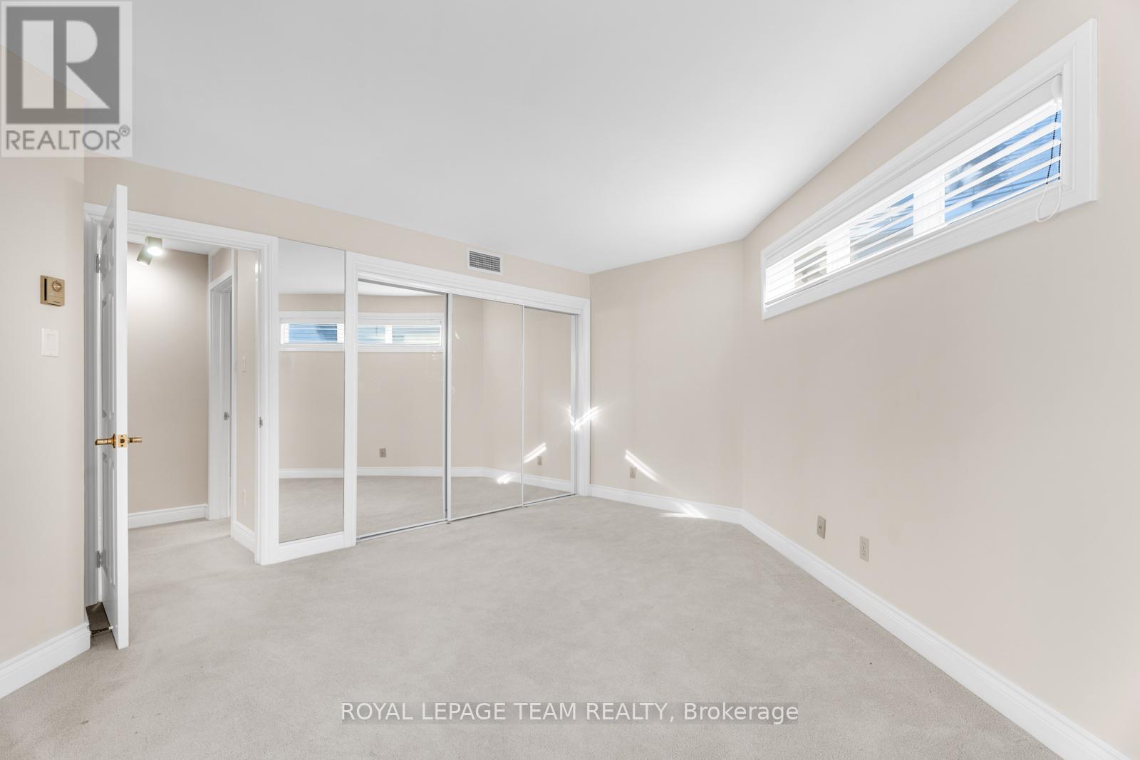9 - 292 Laurier Avenue Property Photo 16