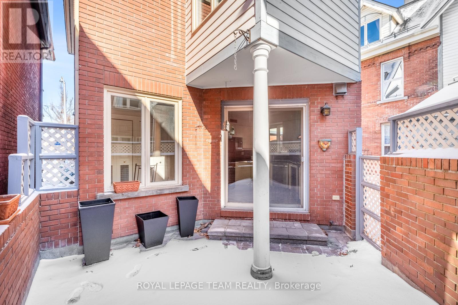 9 - 292 Laurier Avenue Property Photo 21