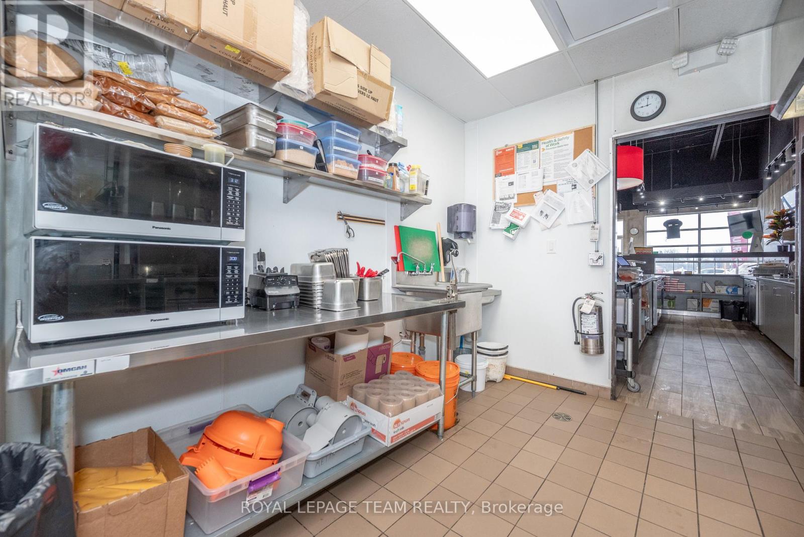 185 - 1200 Pembroke Street W Property Photo 19