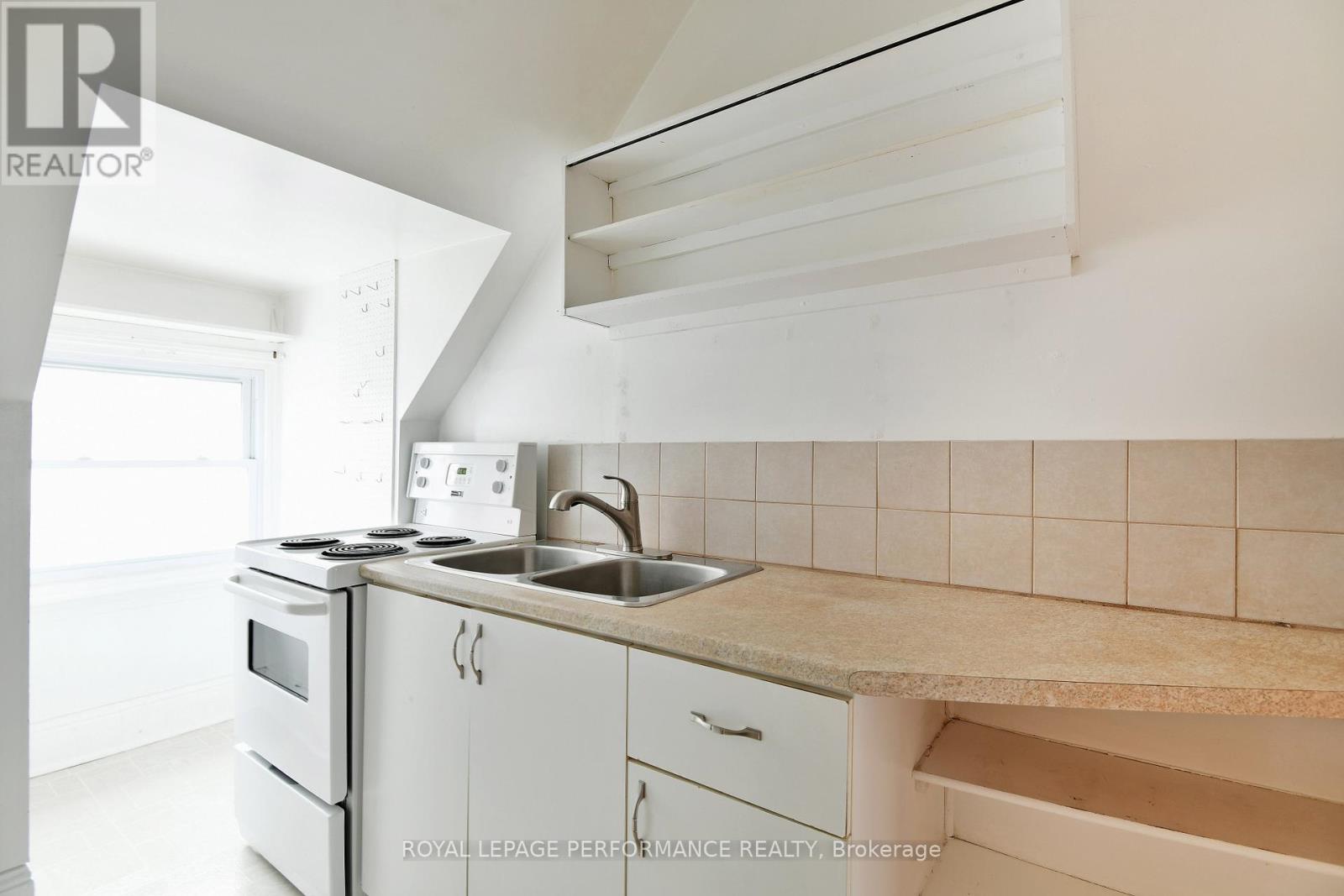 66 Delaware Avenue Property Photo 37