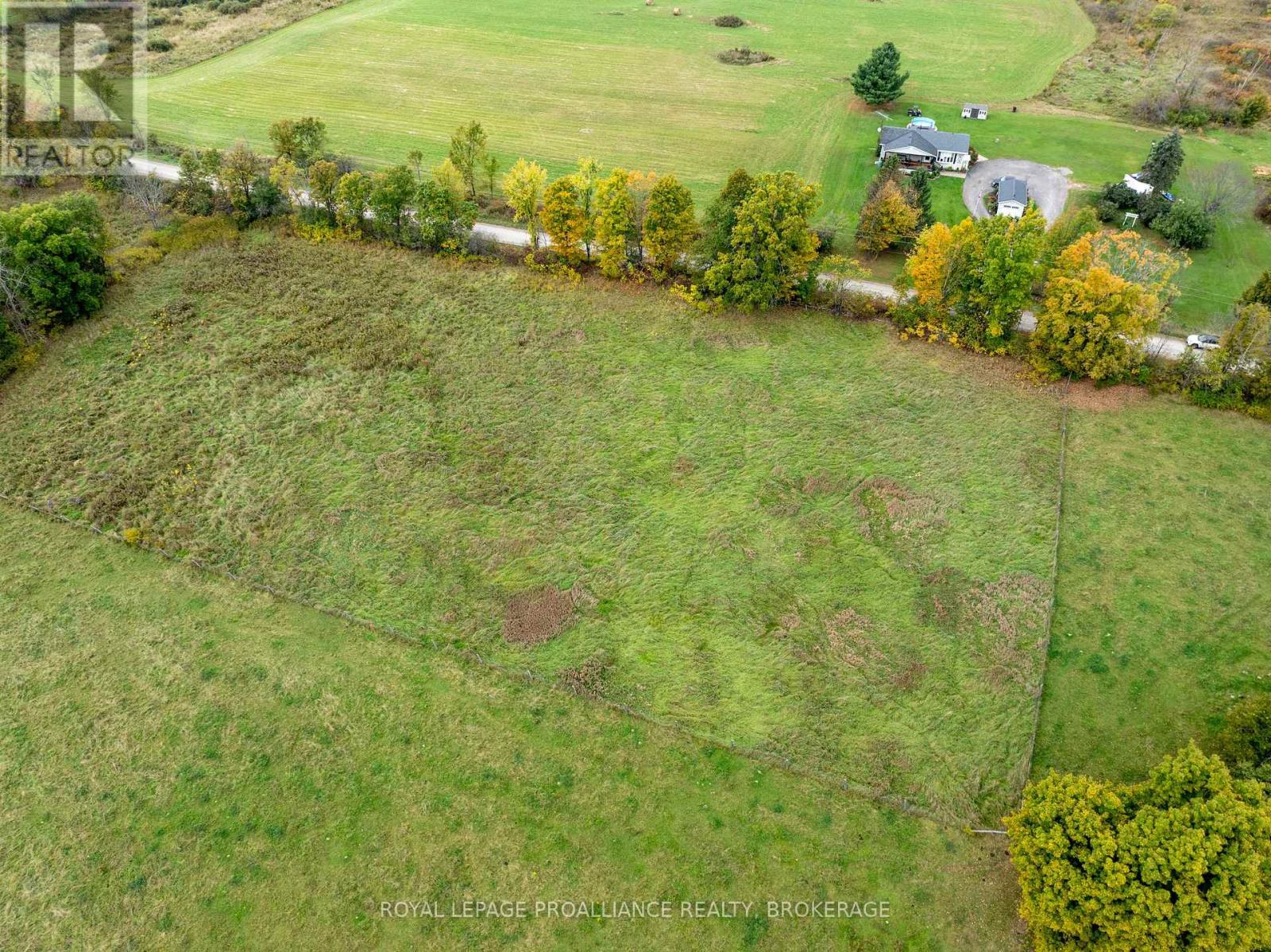 9 Mcandrews Rd E Property Photo 12