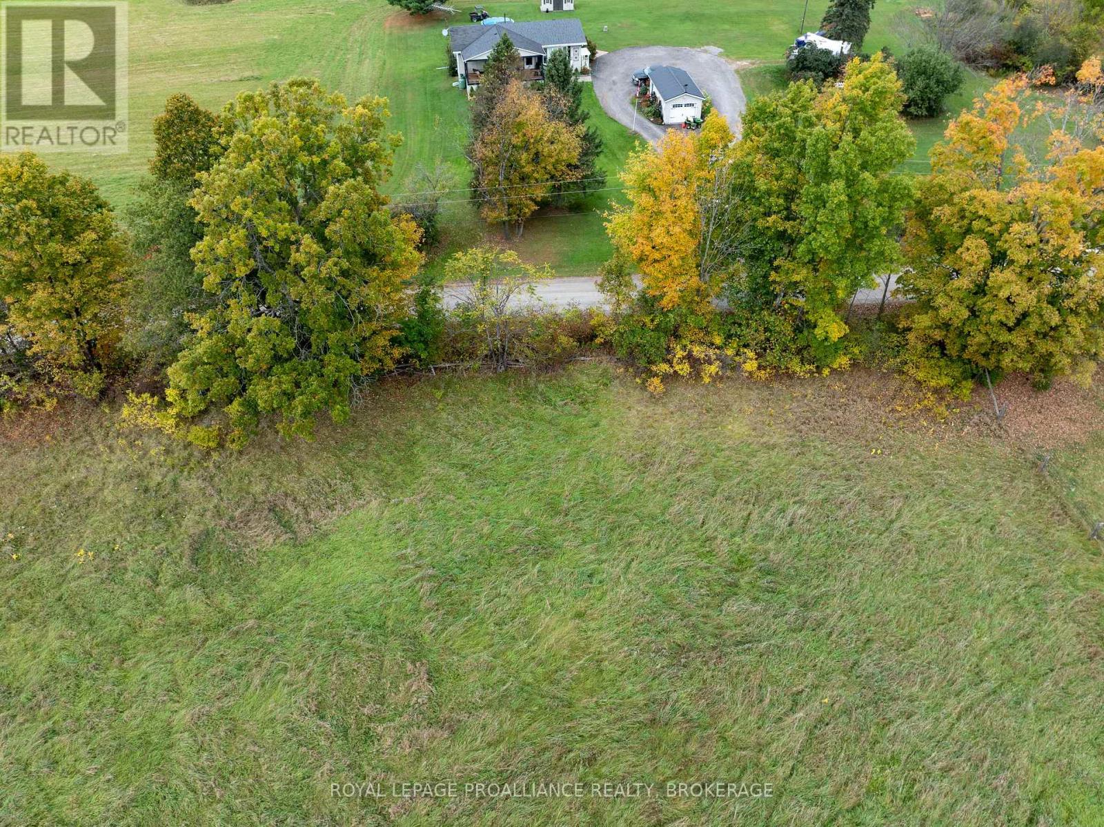 9 Mcandrews Rd E Property Photo 14