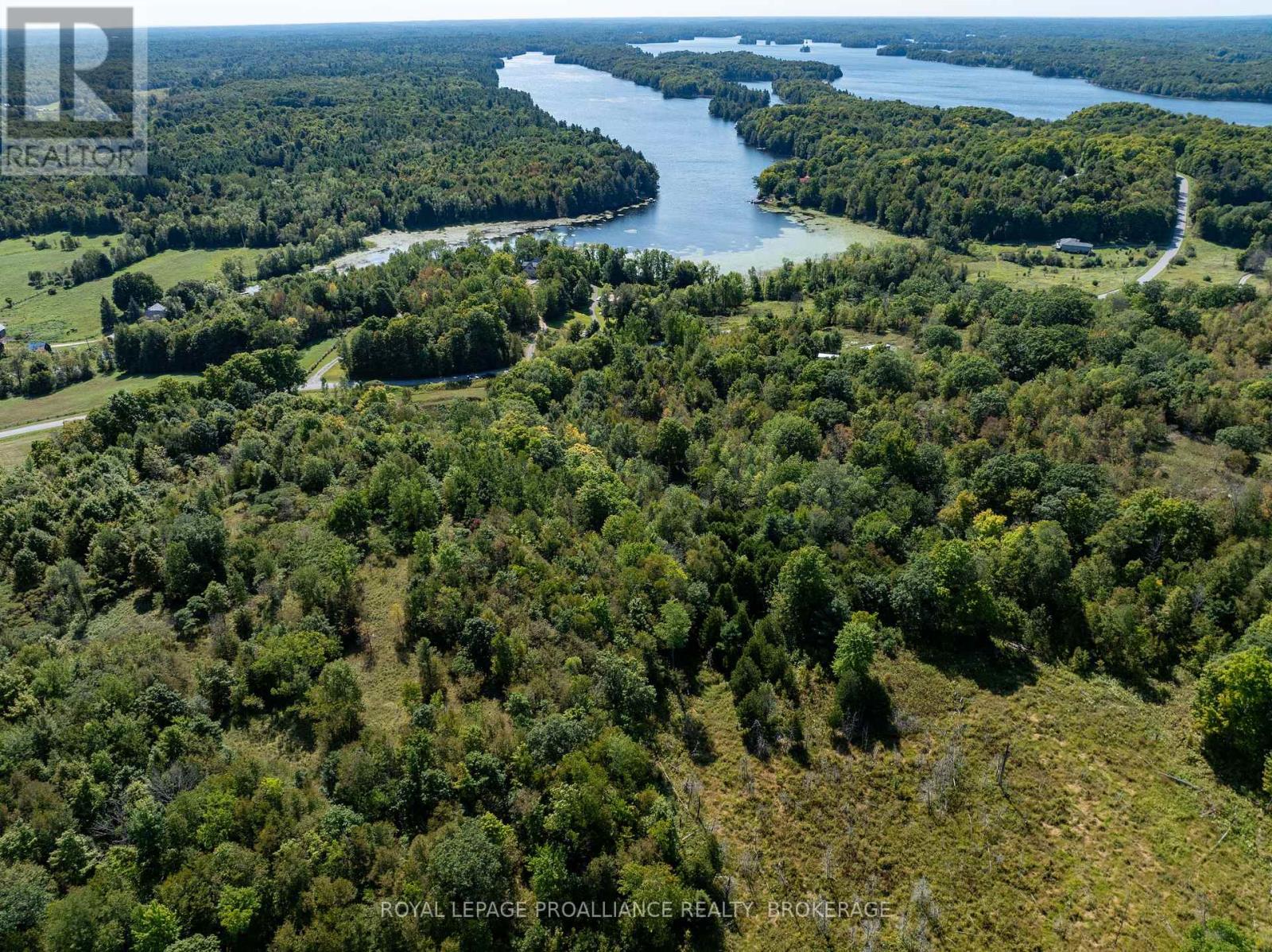 406 Crozier Road Property Photo 8