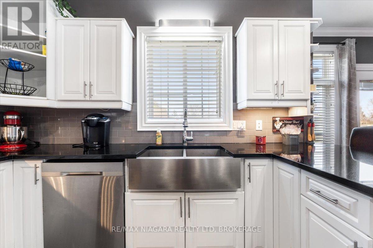5199 Sherkston Road Property Photo 13