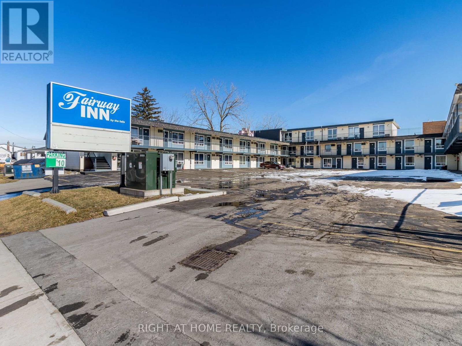 5958 Fallsview Boulevard Property Photo