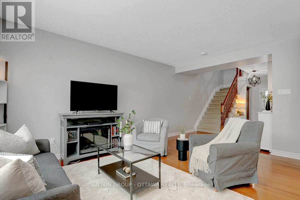 4225 Kelly Farm Drive Property Photo 8