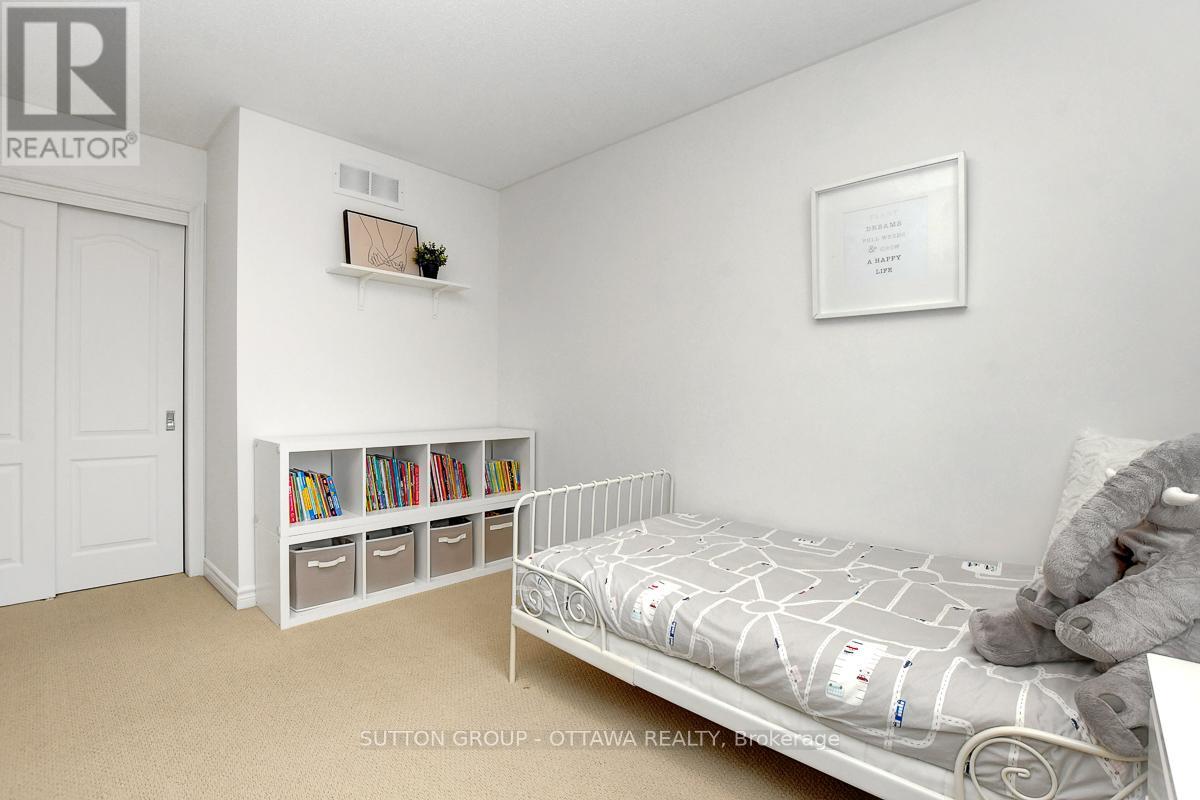 4225 Kelly Farm Drive Property Photo 22