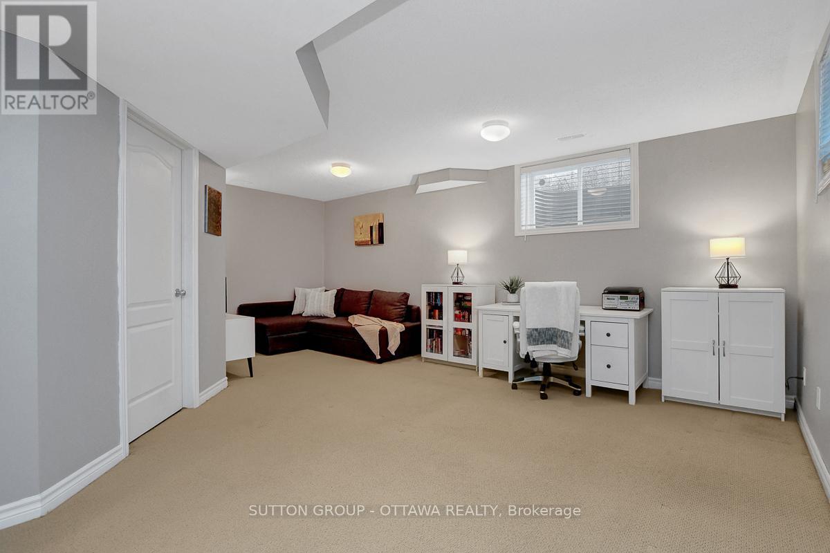 4225 Kelly Farm Drive Property Photo 28