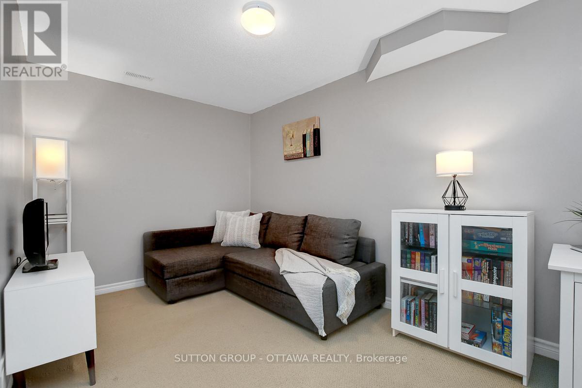 4225 Kelly Farm Drive Property Photo 30