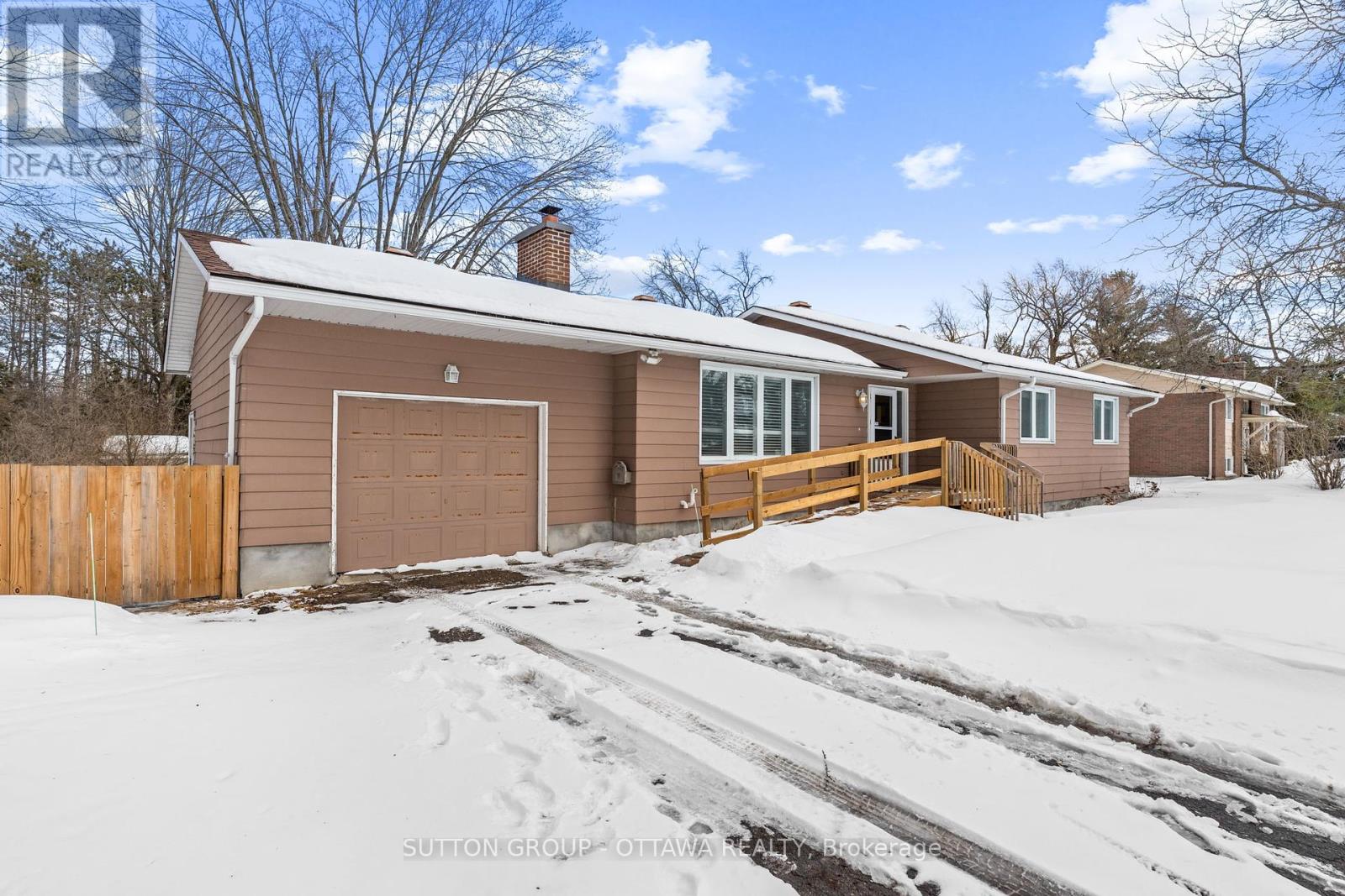 6489 Rideau Valley Drive N Property Photo 3