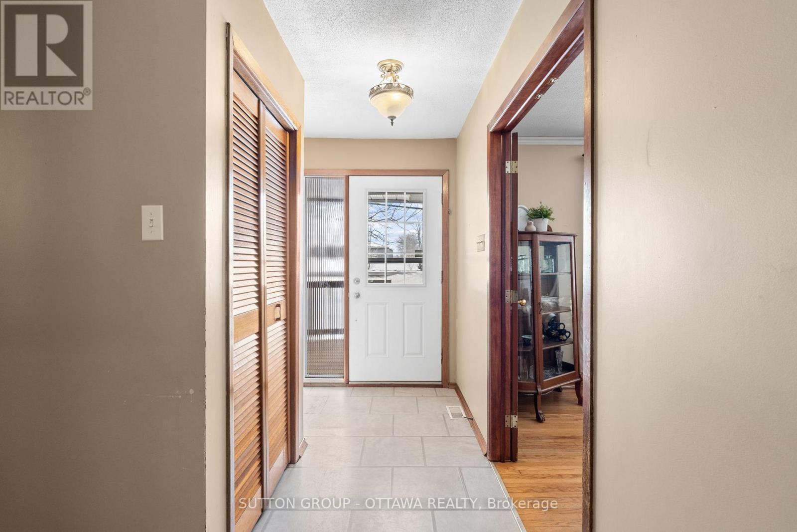 6489 Rideau Valley Drive N Property Photo 5